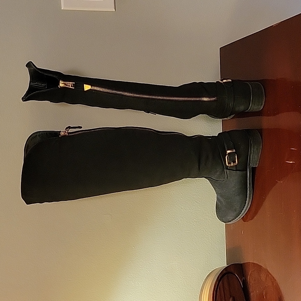 Velvety soft "Rhalie" boots